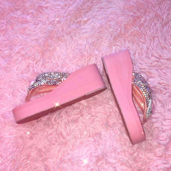 π NEW HELLO KITTY KAWAII PLASTIC WEDGE PLATFORM FLIP FLOP SANDALS CUSTOM BLING - Picture 5 of 9